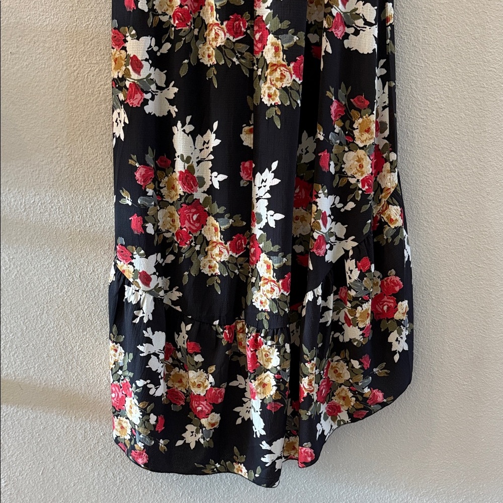 NWT Gorgeous Floral Black Maxi Dress Open Back Women Medium Lace Detail - Picture 9 of 17
